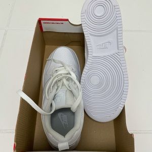 Women’s Nike shoes